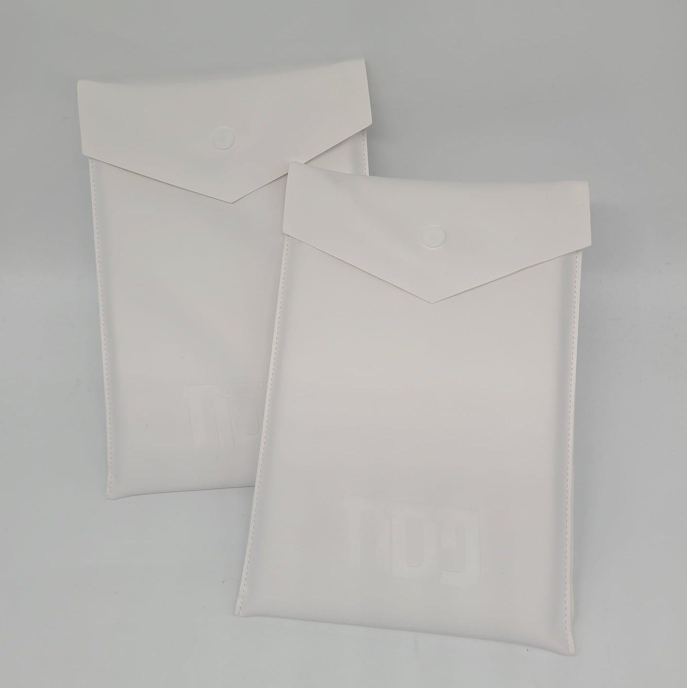 Pesach acrylic bencher set